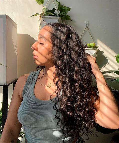 Como finalizar o cabelo ondulado .
